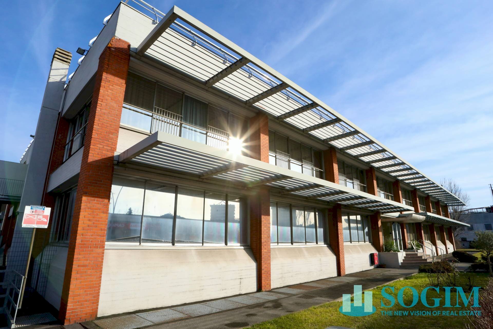 Foto 1 - Office Via Fratelli Gracchi
 
39/A, Cinisello Balsamo - photo 1