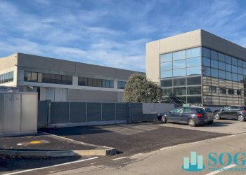 Foto 1 - Capannone Varedo - foto 1