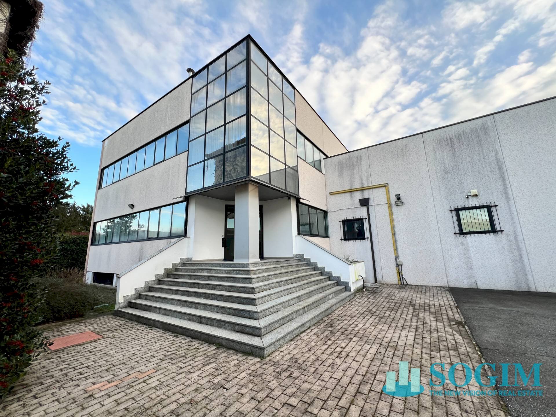 Foto 1 - Capannone via alcide de gasperi
 
893, Marnate - foto 1