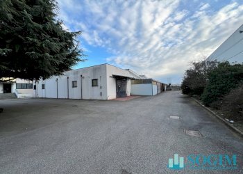 Foto 3 - Capannone via alcide de gasperi
 
893, Marnate - foto 3