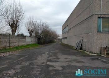 Foto 2 - Capannone VIA SERIO
8, Opera - foto 2