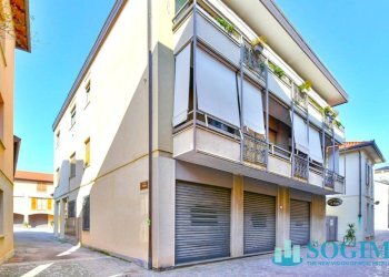 Foto 1 - Commercial Premises via Vittorio Emanuele
14, Lazzate - photo 1