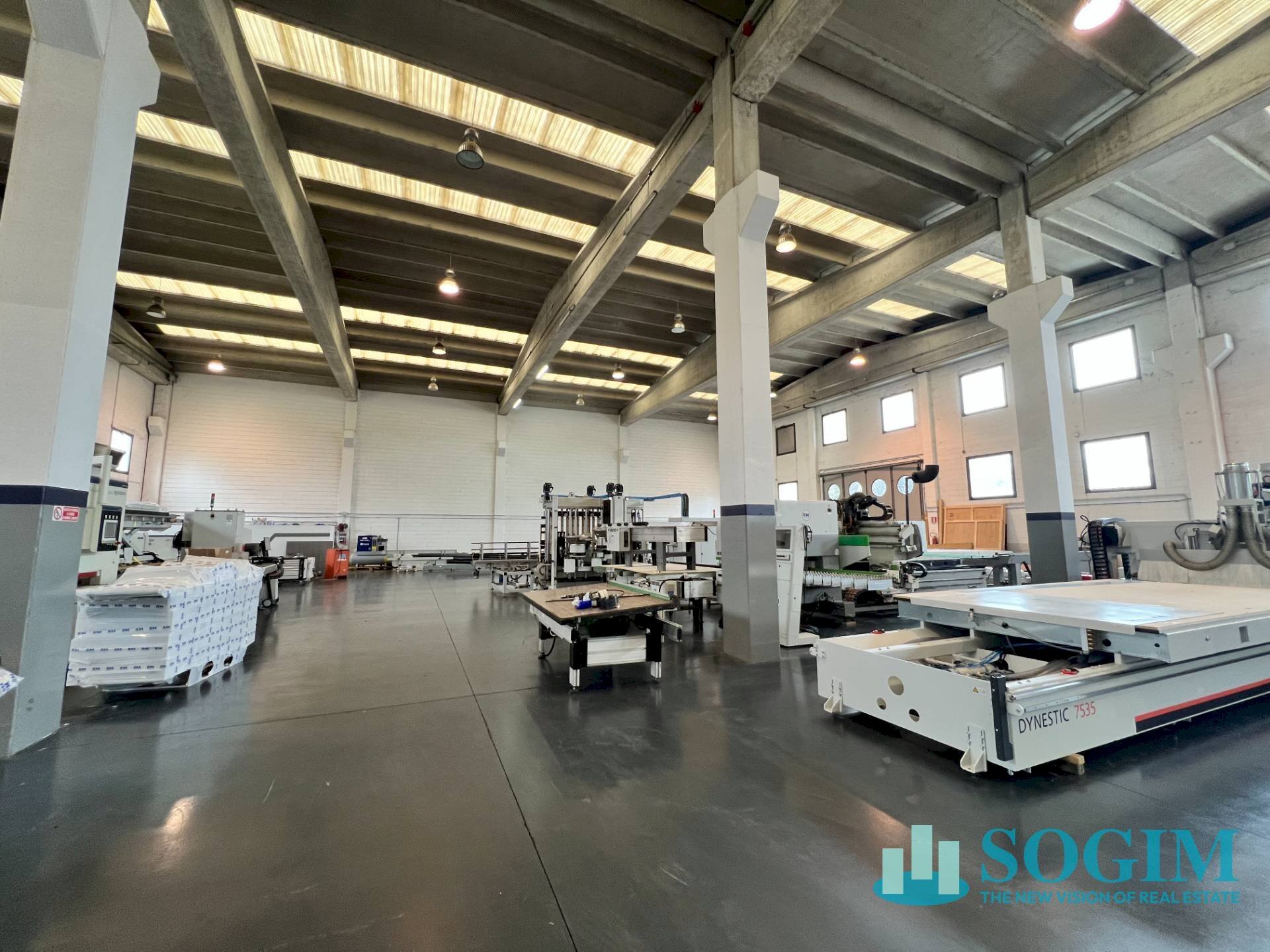 Foto 3 - Shed via dell'artigianato
25, Sesto Calende - photo 3