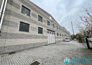 Foto 19 - Capannone via dell'artigianato
 
25, Sesto Calende - foto 19