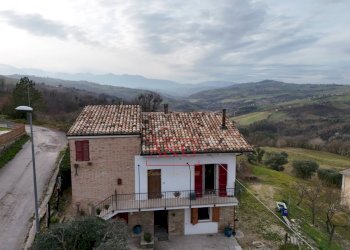 Foto 3 - Rustico VIA BARCHETTA
 
snc, Monte San Martino - foto 3