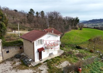 Foto 2 - Casa indipendente FAVETO
 
55, Montefalcone Appennino - foto 2