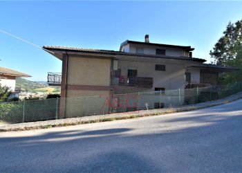 Foto 1 - Quadrilocale VIA ALDO MORO, Amandola - foto 1