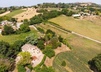 Foto 2 - Rustico belmonte piceno
 
11, Belmonte Piceno - foto 2