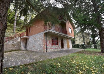 Foto 1 - Casa indipendente via f. durante, Montefortino - foto 1