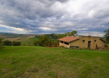 Foto 3 - Rustico c.da mossa
 
28, Mogliano - foto 3