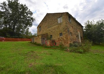 Foto 5 - Rustico c.da mossa
 
28, Mogliano - foto 5