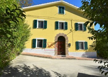 Foto 1 - Casa indipendente frazione morico
 
15, San Ginesio - foto 1