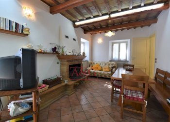 Foto 5 - Casa indipendente frazione morico
 
15, San Ginesio - foto 5