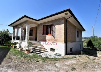 Foto 2 - Villa contrada fegatara, Montegiorgio - foto 2