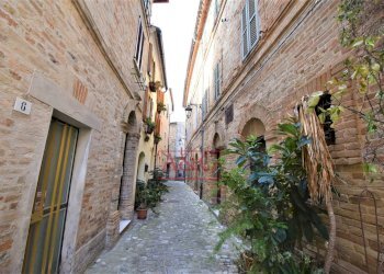 Foto 1 - Independent house Via Marconi
 
17, Monte Giberto - photo 1