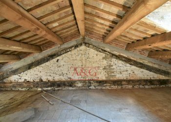 Foto 22 - Independent house via Guglielmucci
 
7, Amandola - photo 22