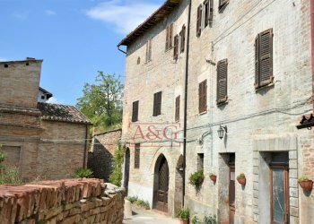 Foto 26 - Independent house via Guglielmucci
 
7, Amandola - photo 26