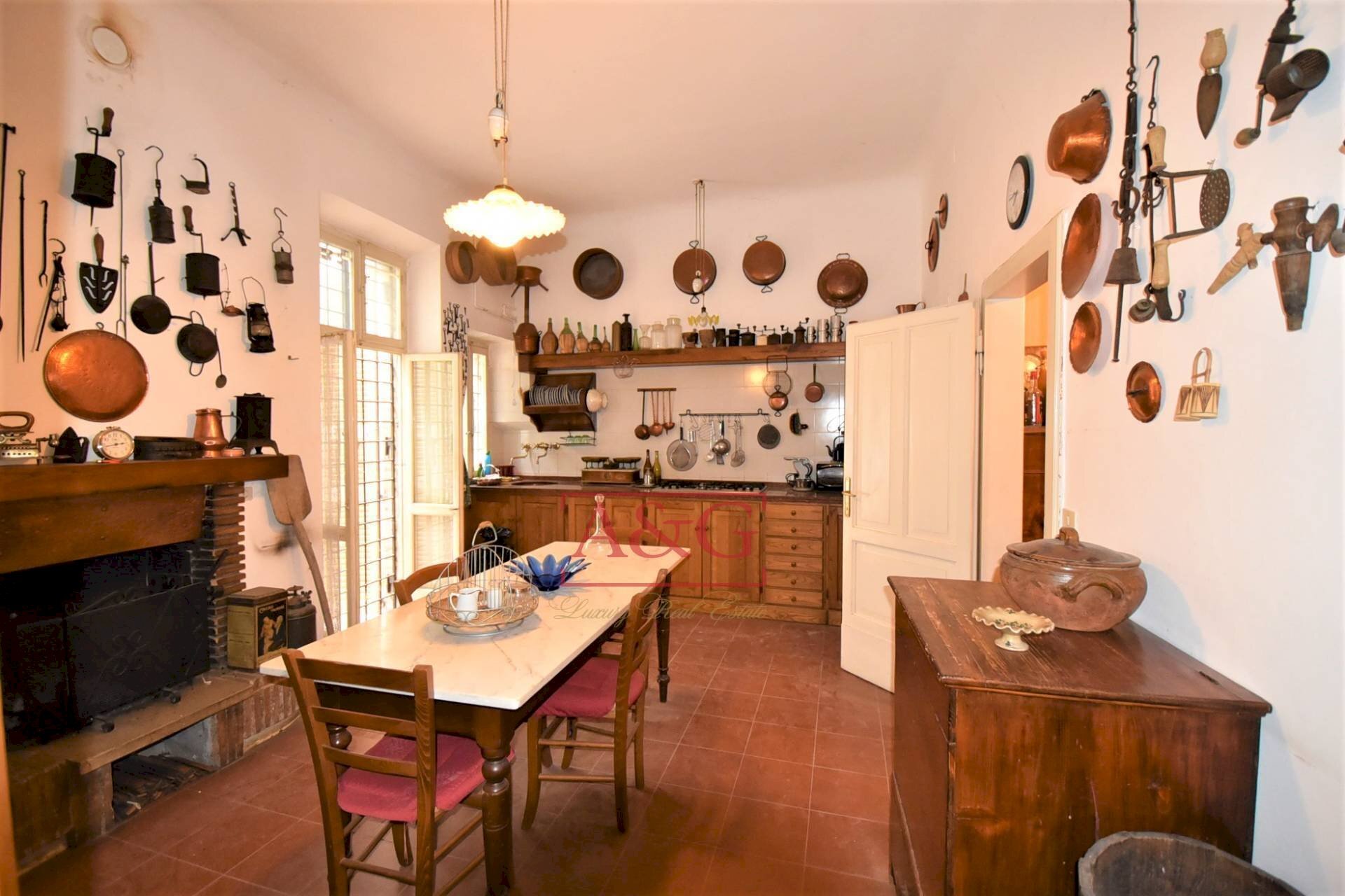 Foto 2 - Independent house Via Guglielmo Marconi
 
24, Amandola - photo 2