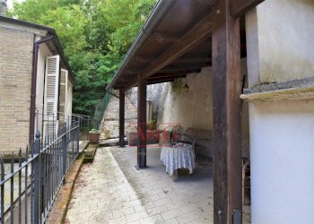 Foto 25 - Independent house Via Guglielmo Marconi
 
24, Amandola - photo 25