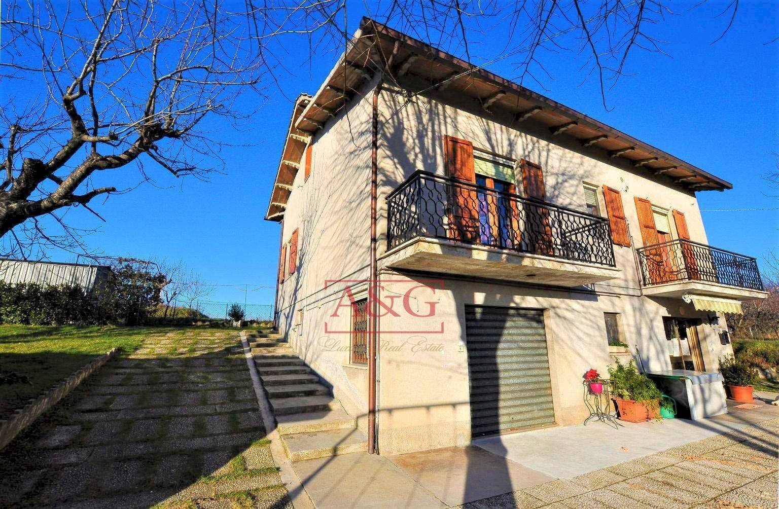 Foto 2 - Casa indipendente Contrada Colle Chiaro, Comunanza - foto 2