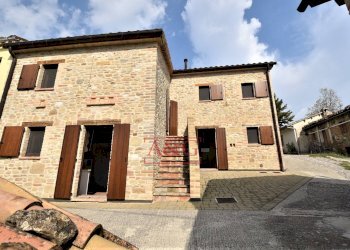 Foto 2 - Casa indipendente ROVITOLO, Montefortino - foto 2