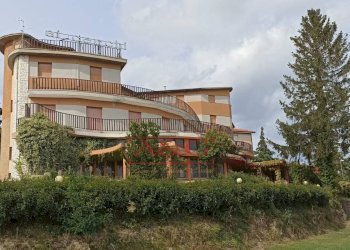 Foto 1 - Hotel VIA ALCIDE DE GASPERI, Sarnano - foto 1