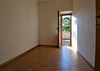 Foto 4 - Appartamento Località Lanciatoio
 
12, Montemonaco - foto 4