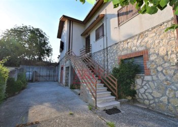 Foto 21 - Appartamento Località Lanciatoio
 
12, Montemonaco - foto 21