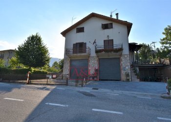 Foto 2 - Appartamento Località Lanciatoio
 
12, Montemonaco - foto 2