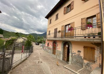 Foto 2 - Casa indipendente Località Piano, Montegallo - foto 2