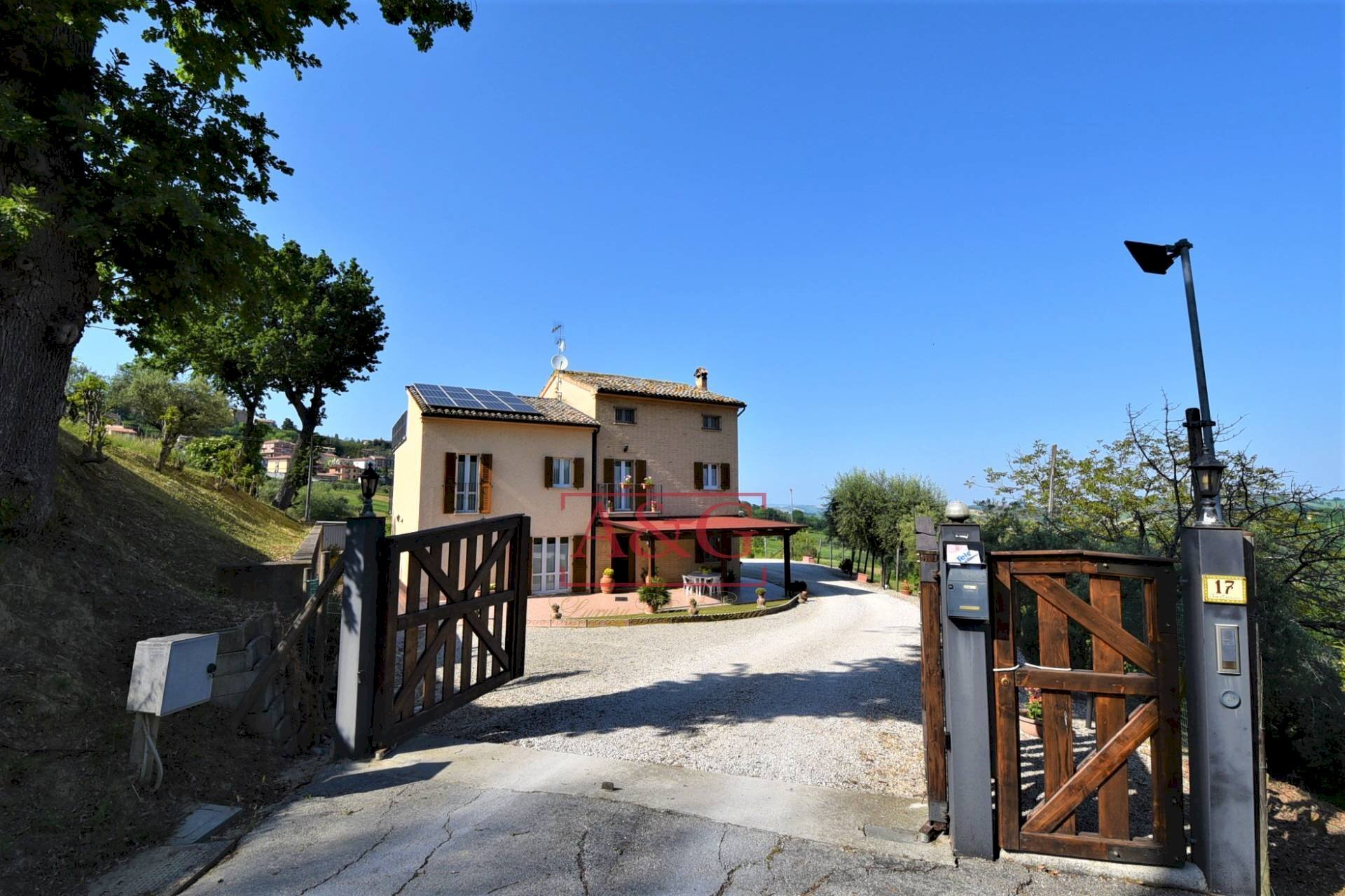Foto 1 - Rustico Via Saletto
 
17, Montappone - foto 1