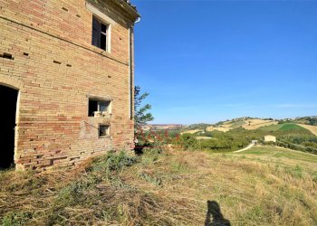 Foto 6 - Rustico Contrada Casale
 
8, Mogliano - foto 6