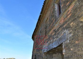 Foto 7 - Rustico Contrada Casale
 
8, Mogliano - foto 7