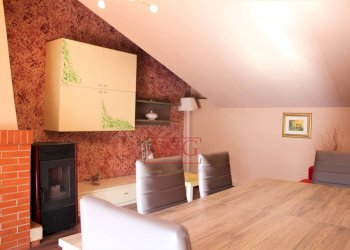 Foto 2 - Attic Via Della Repubblica
 
27, Comunanza - photo 2