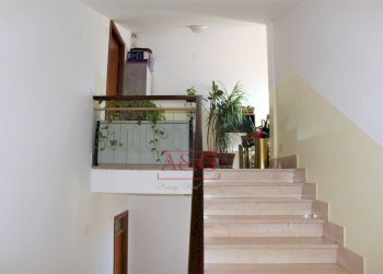 Foto 19 - Attic Via Della Repubblica
 
27, Comunanza - photo 19