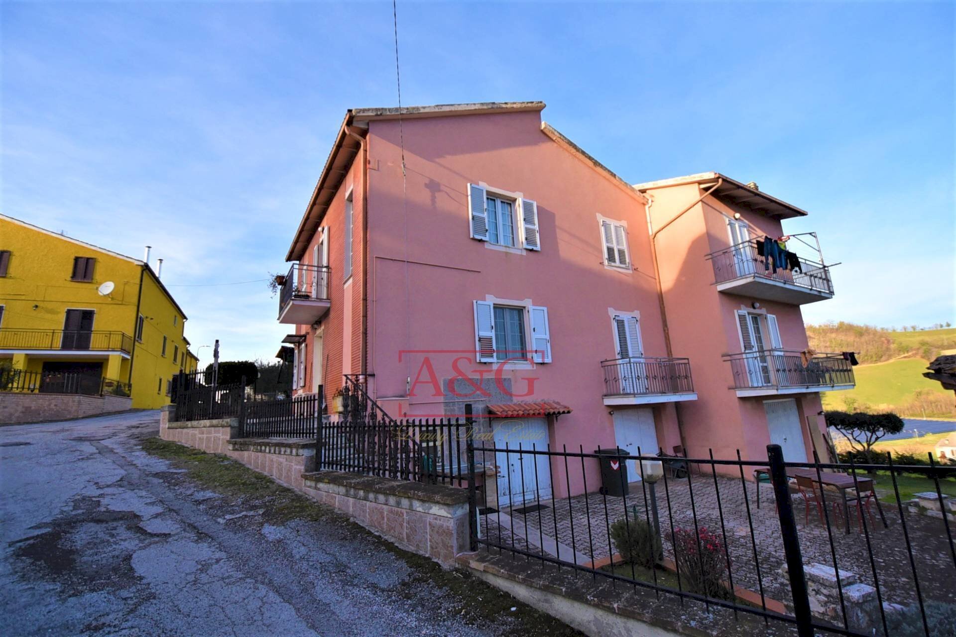 Foto 2 - Independent house Contrada Cardagnano
 
319/C, Sarnano - photo 2