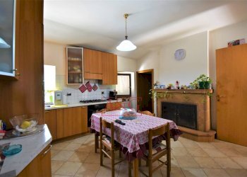 Foto 17 - Rustico Contrada Rio del Bove
 
1, Torre San Patrizio - foto 17