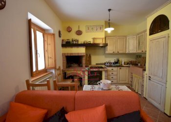 Foto 2 - Quadrilocale Montazzolino
 
snc, Montefortino - foto 2