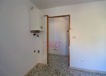 Foto 5 - Casa indipendente Valle
 
22, Montefortino - foto 5