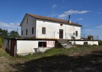 Foto 1 - Rustico Contrada San Giovanni
 
10, Smerillo - foto 1