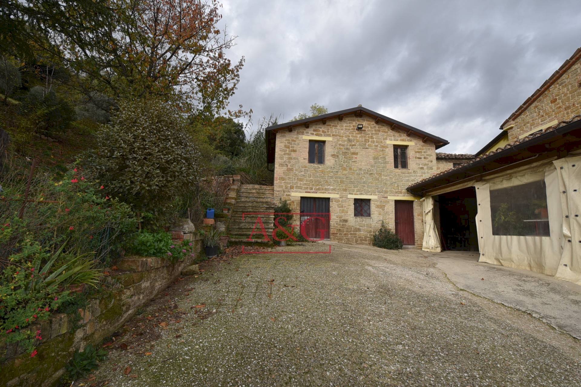 Foto 1 - Rustico Contrada Saan Biagio
 
328, Penna San Giovanni - foto 1