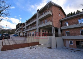 Foto 3 - Villa a Schiera Via Domenico Sbarra
 
70, Montefortino - foto 3