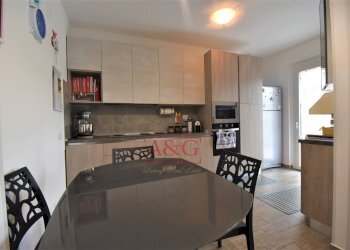 Foto 2 - Apartment Via Cavour, Comunanza - photo 2
