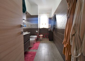 Foto 7 - Apartment Via Cavour, Comunanza - photo 7