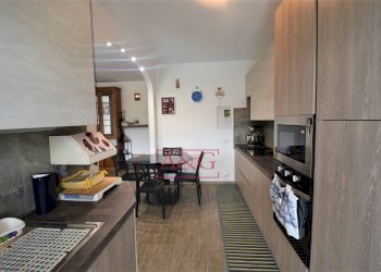 Foto 17 - Apartment Via Cavour, Comunanza - photo 17