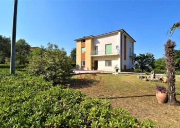 Foto 2 - Casa semi indipendente Contrada Montone
44, Montegiorgio - foto 2