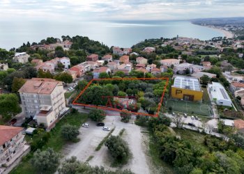 Foto 2 - Attività Commerciale Via Moricone
 
7, Sirolo - foto 2