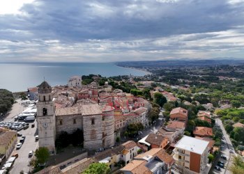 Foto 8 - Attività Commerciale Via Moricone
 
7, Sirolo - foto 8