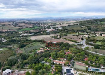 Foto 83 - Attività Commerciale Via Moricone
 
7, Sirolo - foto 83