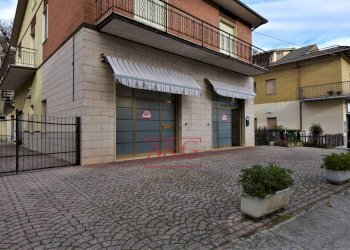 Foto 3 - Locale Commerciale Amandola - foto 3